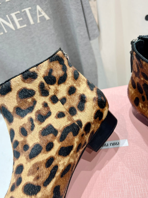 Miu Ankle Boots Leopard Skin Brown Background Sheepskin