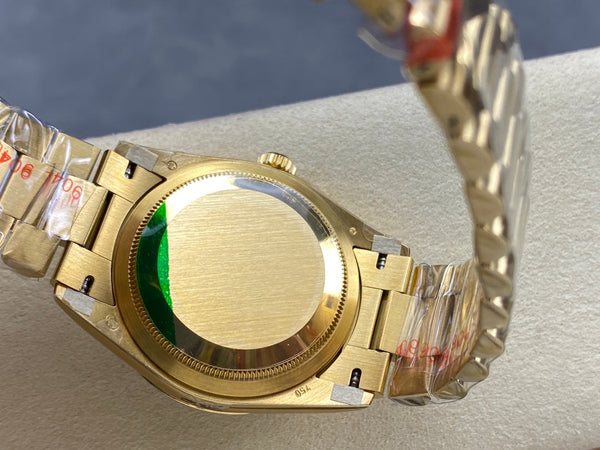 Rolex Day-Date 36mm Gold Black Dial