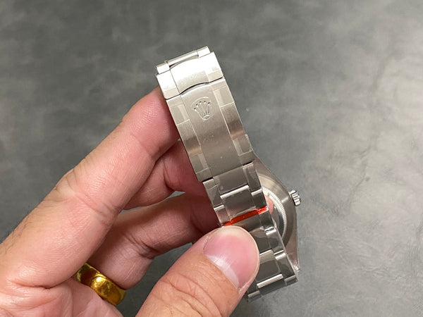 Rolex Oyster Perpetual 39mm Silver Purple Dial