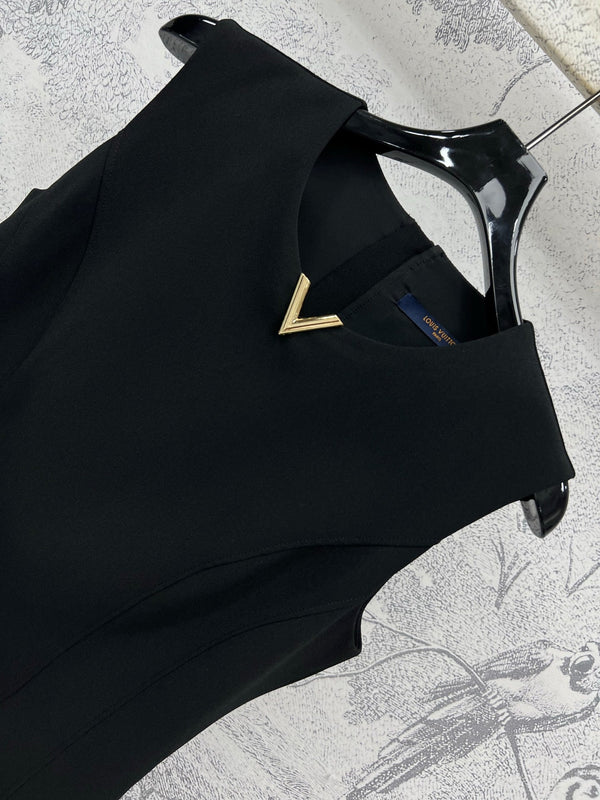 LV 25 Sleeveless Slim Fit Dress Black Poliester
