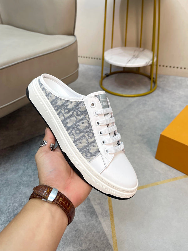 CD RETRO MULE WHITE AND BEIGE CALFSKIN