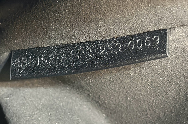 BORSA FENDI 27 IN PELLE DI VITELLO NERA CON FERRAMENTA ORO