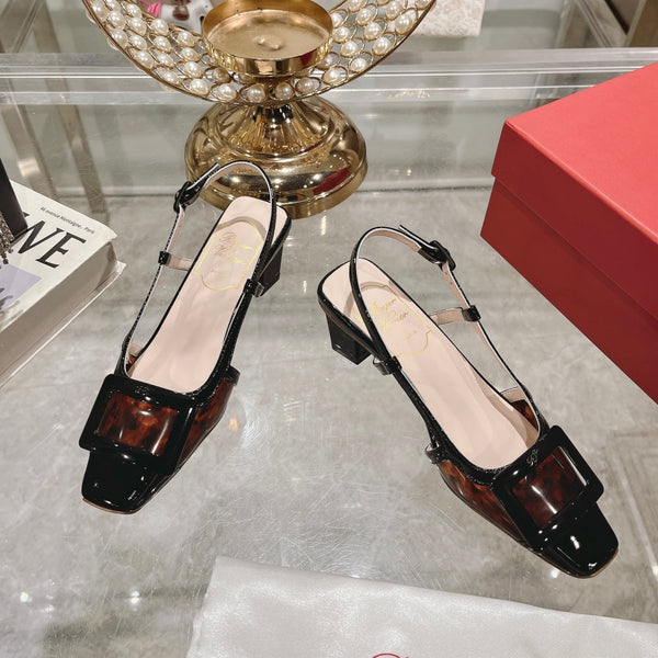 Belle Viv Décolleté con cinturino posteriore e fibbia in metallo 45 in pelle verniciata nera