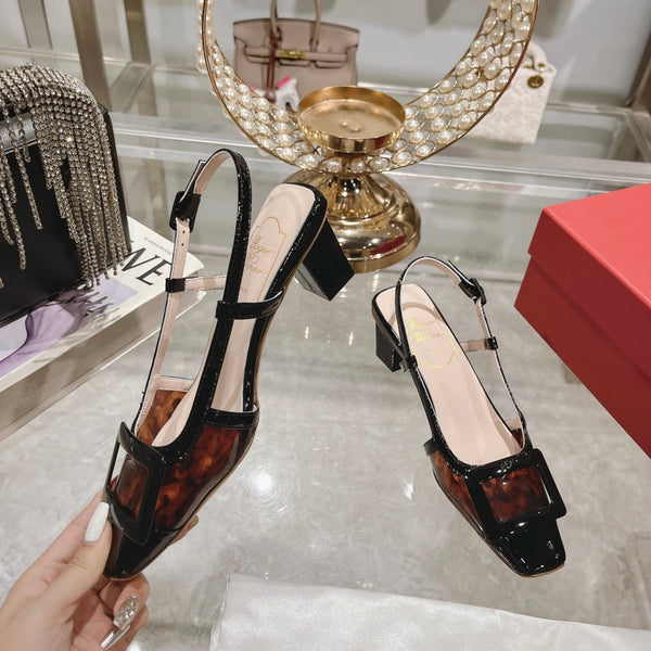 Belle Viv Décolleté con cinturino posteriore e fibbia in metallo 45 in pelle verniciata nera