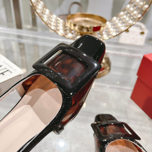 Belle Viv Décolleté con cinturino posteriore e fibbia in metallo 45 in pelle verniciata nera