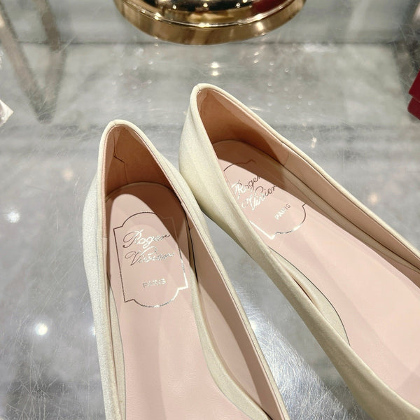 Viv 25 Crystal Diamond Buckle Flats Beige Silk Satin 235393