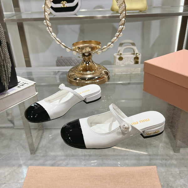 Miu 25C Flat Mule White Patent Leather 235306