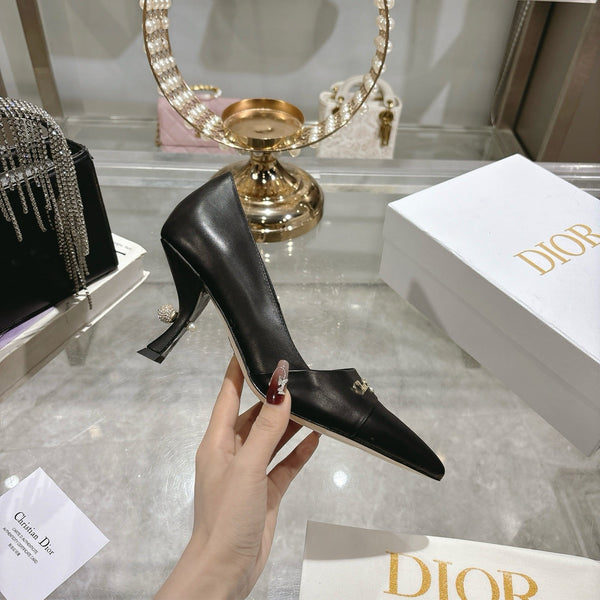 CD 25 Pump High Heels Black Leather 306925