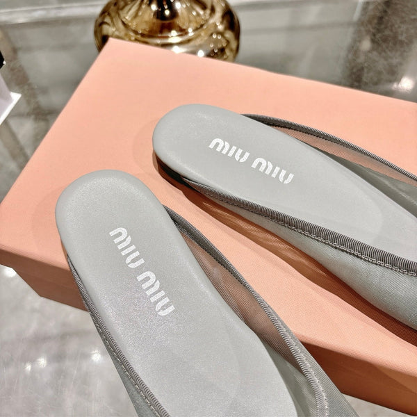 Miu Miu 26s Slippers Grey Mesh 679836