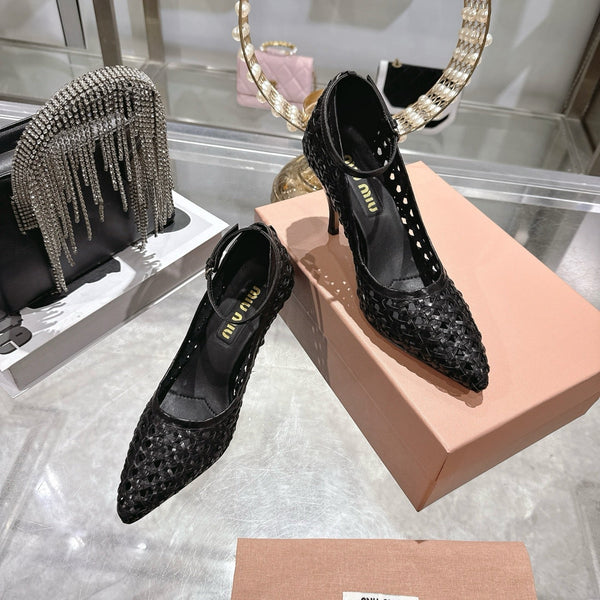 Miu 26s Strappy Pumps 7.5cm Black Sheepskin 679778