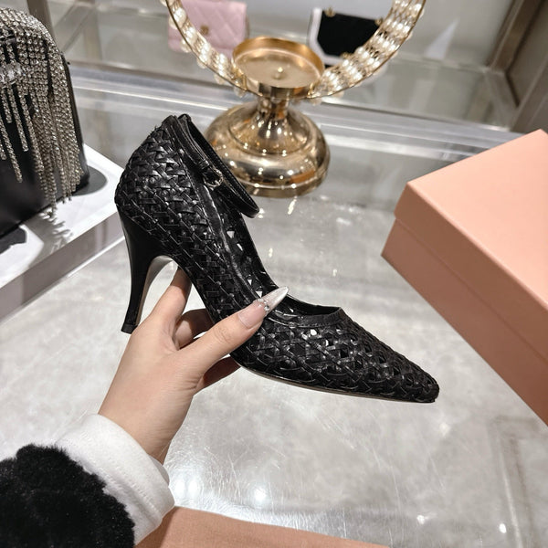 Miu 26s Strappy Pumps 7.5cm Black Sheepskin 679778