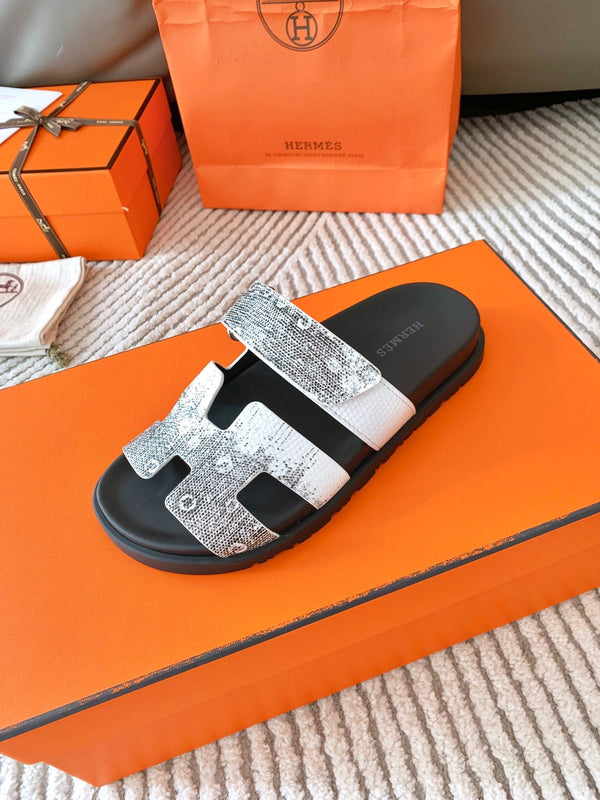 HM Chypre Sandal Ombre White Black Cowhide 963215