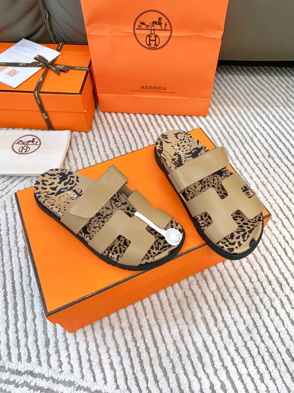 HM Chypre Sandal Dark Beige With Black Pattern Cowhide 963202