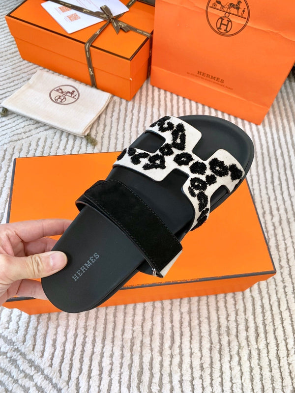 HM Chypre Sandal Black White Suede 963207