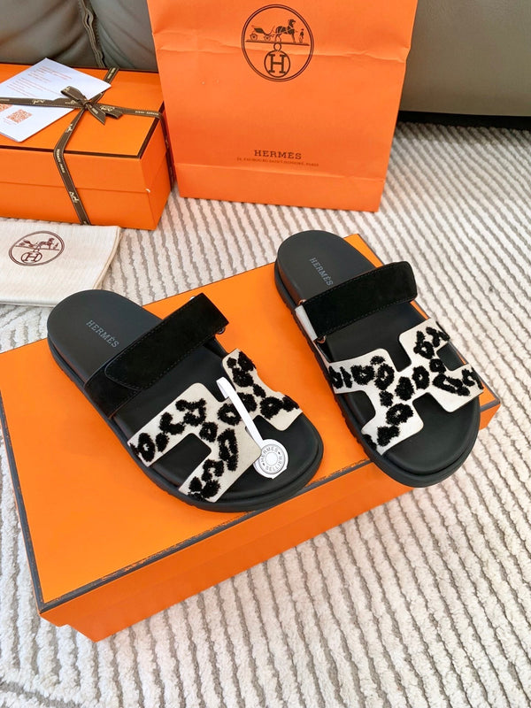 HM Chypre Sandal Black White Suede 963207