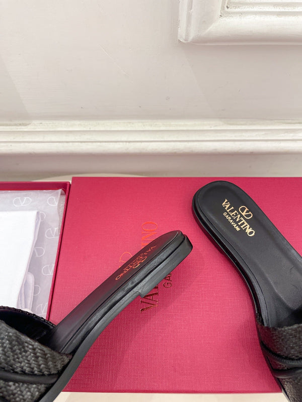 CIABATTA GARAVANI V LOGO SIGNATURE IN RAFIA NERA E PELLE DI VITELLO