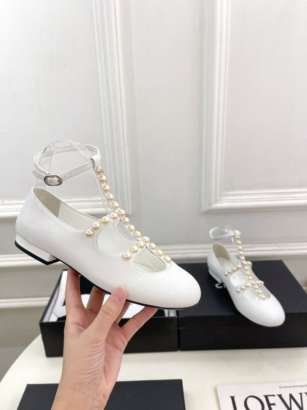 CC Mary Jane 10mm in pelle di agnello bianca con piccole perle 948758