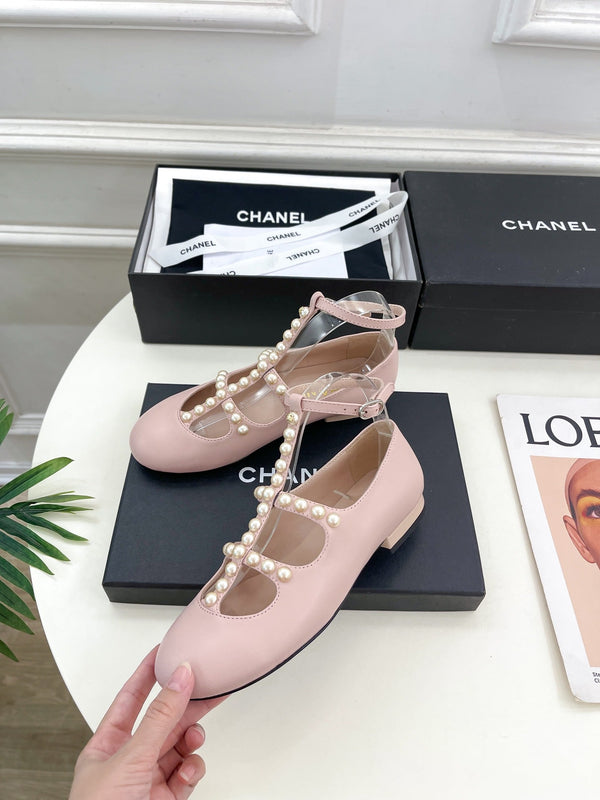 CC Mary Jane 10mm In Light Pink With Small Pearls Lambskin 948760