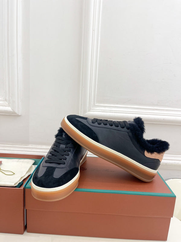 LP Tennis Walk Sneaker In Black Cowhide Lined With Wool Fleece 988262
