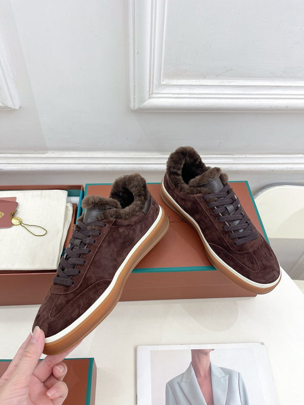 LP Tennis Walk Sneaker In Earth Brown Suede Lined With Wool Fleece 988266