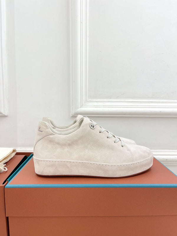 LP Nuage Sneaker In White Suede 988279