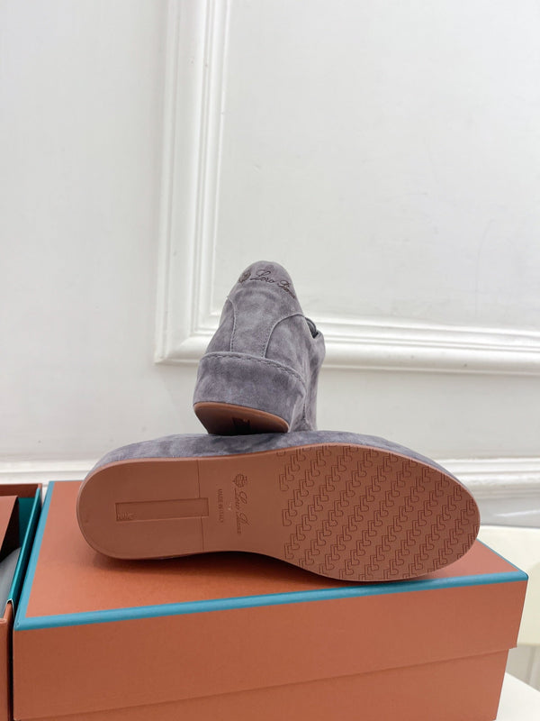 LP Nuage Sneaker In Grey Suede 988281