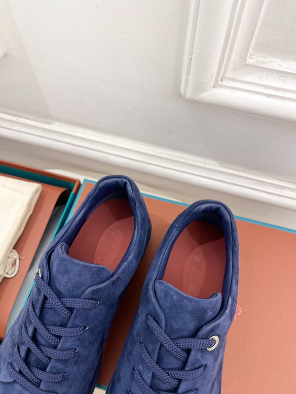 LP Nuage Sneaker In Navy Blue Suede 988285