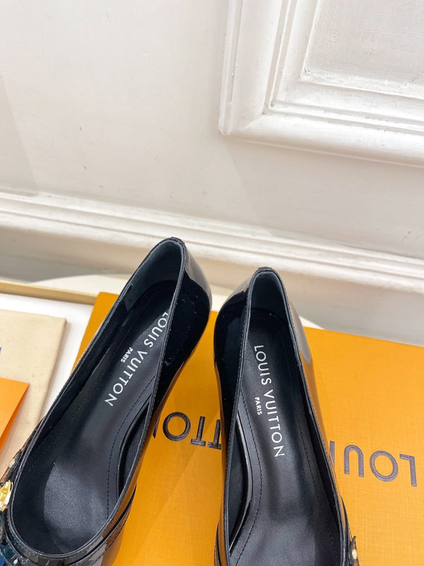 6AM HIGH PUMP 5 CM IN BLACK PATENT CALFSKIN