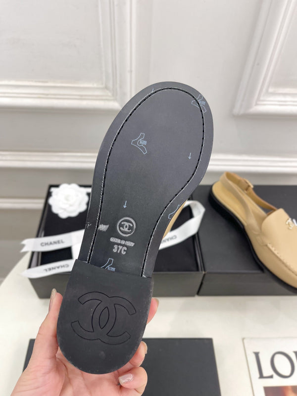 CC 25S Slingback Loafer Beiege Calfskin