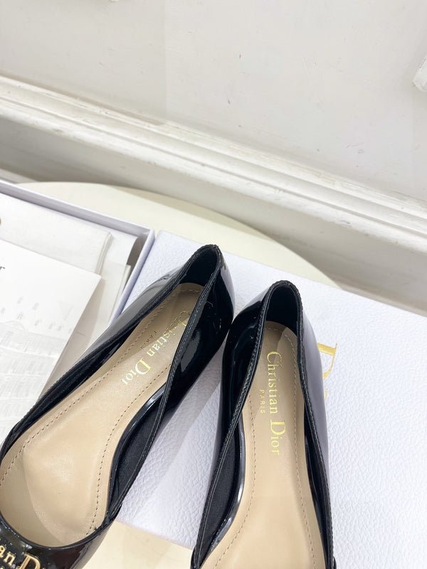 CD 25 Pump Flat Black Patent Leather 307412