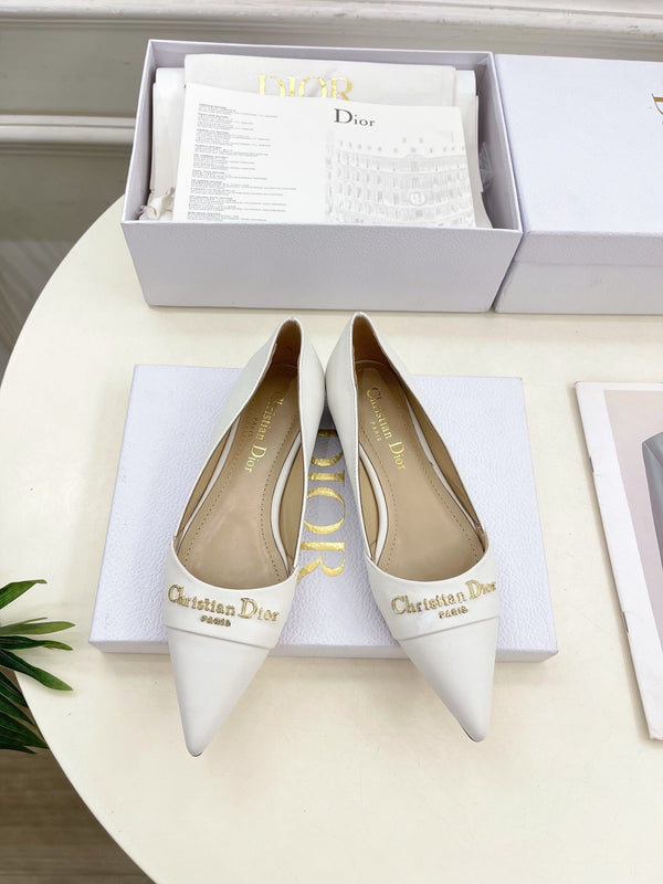 CD 25 Pump Flat White Calfskin 307416