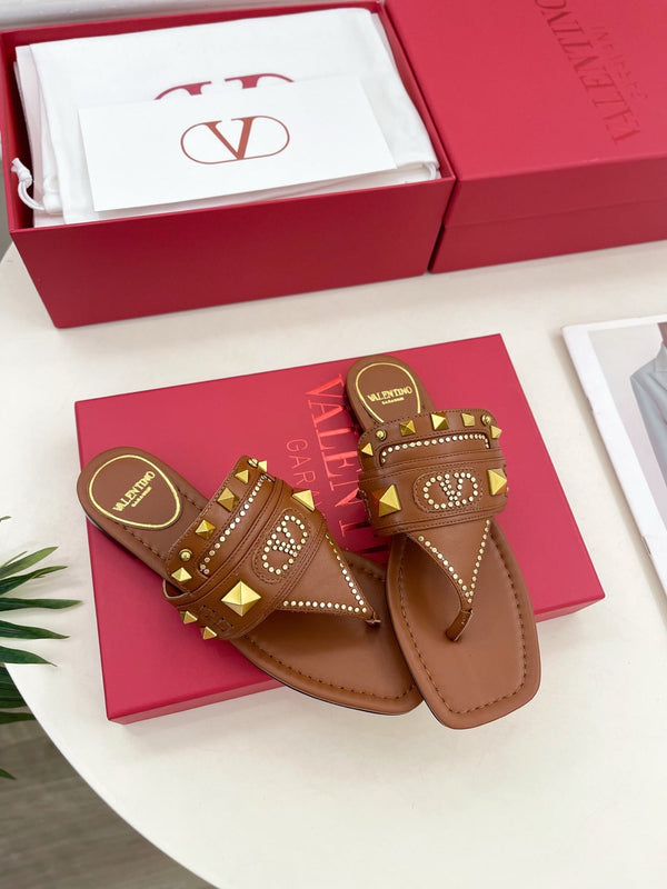 Plaster Caster Buffalo Thong Sandal Tan Calfskin And Cowhide 307477