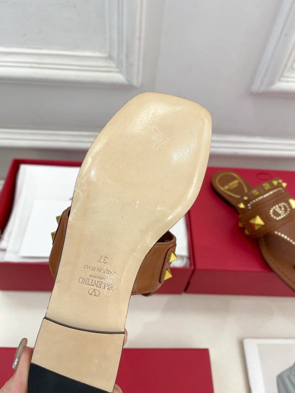 Plaster Caster Buffalo Thong Sandal Tan Calfskin And Cowhide 307477