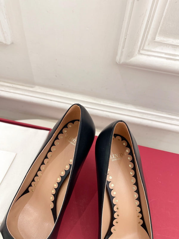 VT 25 Bepointy Pump 8cm Nero Pelle di Agnello 325520