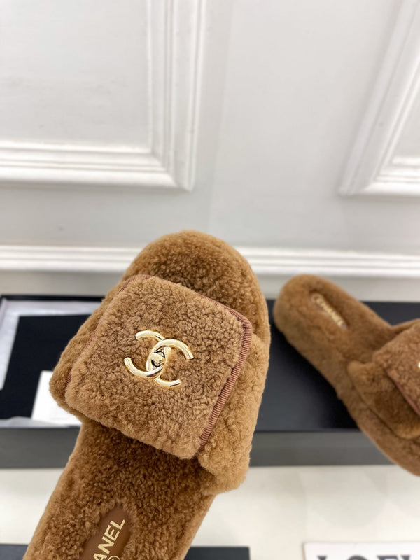 CC 25s Logo Slippers 50mm Brown Wool GHW 435263