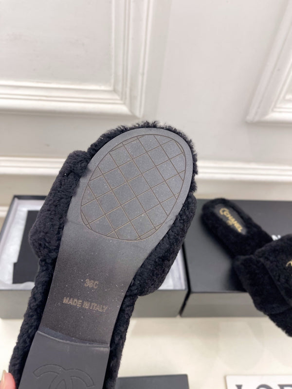 CC 25s Logo Slippers Black Wool GHW 435265
