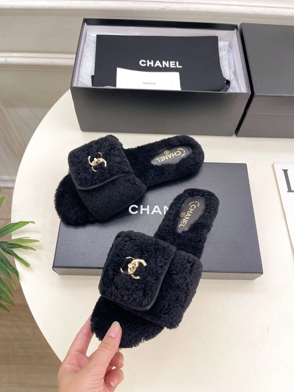 CC 25s Logo Slippers Black Wool GHW 435265