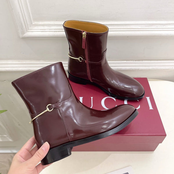 Gucci 25𝐬𝐬 horsebit ankle boots burgundy patent calfskin 435385