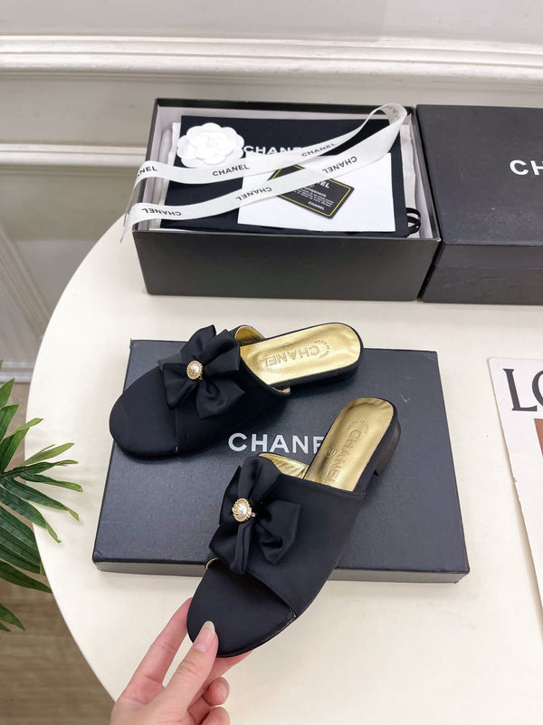 CC 26S Ballerines à nœud Noir Satin Peau de mouton 586896