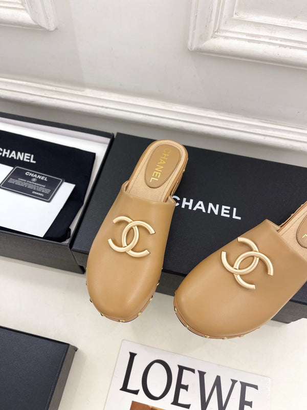 CC 26s Wood Platform Slip-on 3.5cm Beige Leather 891747