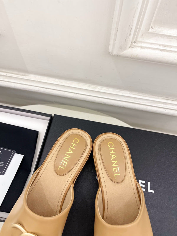 CC 26s Wood Platform Slip-on 3.5cm Beige Leather 891747