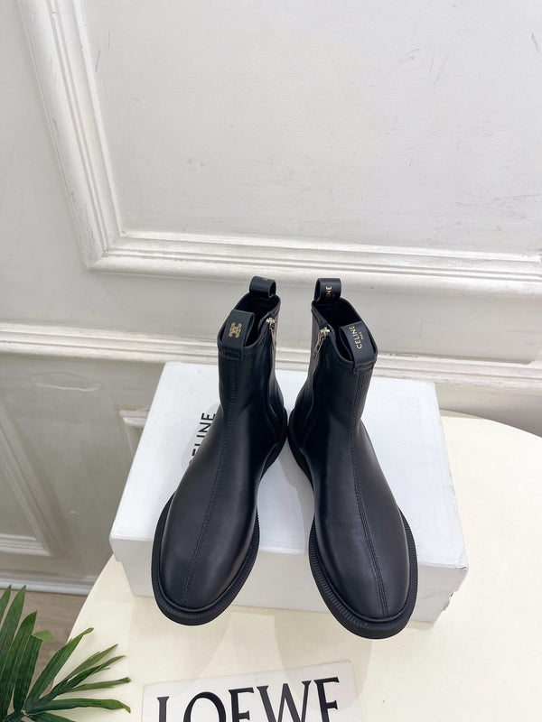 CE 26s Flow Zipped Ankle Boots Black Leather 947593