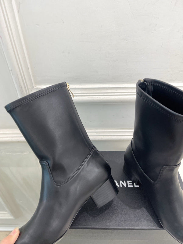 CC 26S Logo Botines 4cm Black Leather 111850