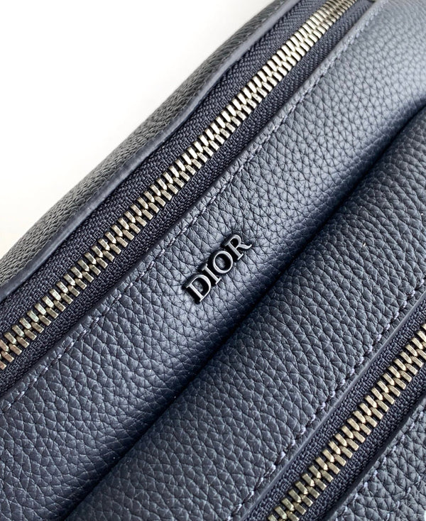 Sac banane zippé Dior Rider 2.0 en cuir de vachette bleu marine 336242