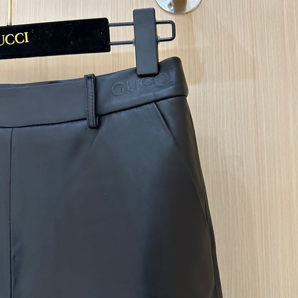 Gucci Short Black Leather 276980