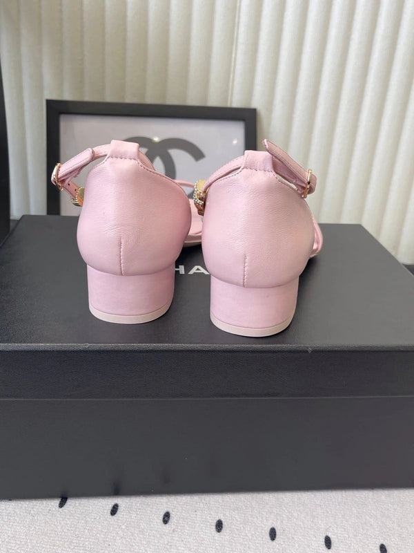 CC 26s Sandales 35 Cuir de mouton Rose clair 650104