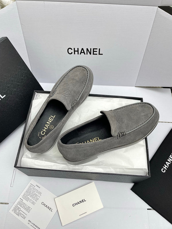 CC 26s Mocassins Double C Daim Gris 645305