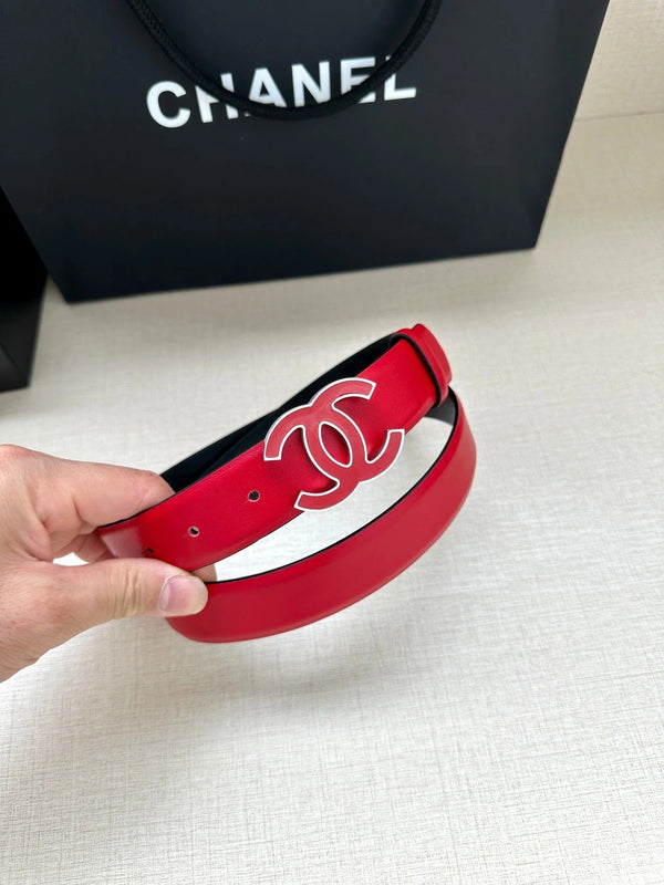 CINTURA CC 30MM IN PELLE DI VITELLO LISCIA ROSSO CILIEGIA CON FERRAMENTA IN METALLO