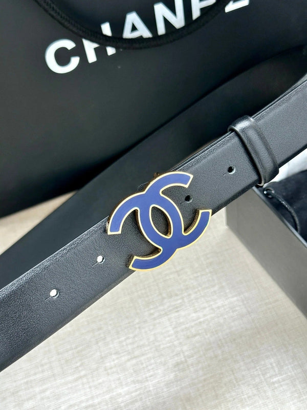 CC 30MM BELT IN BLACK SMOOTH CALFSKIN WITH NAVY BLUE METAL LOGO
