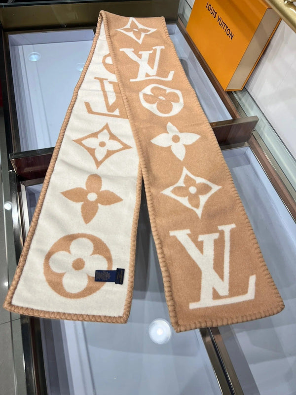 LV SCARF 240 CM IN CASHMERE 737198